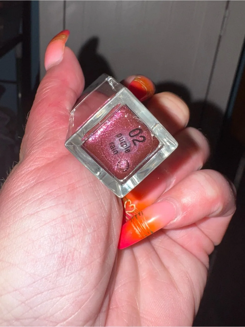 Lip comfort oil shimmer